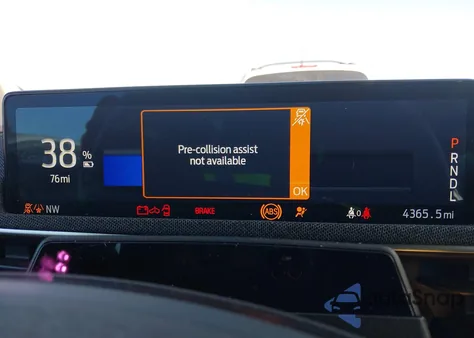 2024 Ford Mustang Mach-E Premium z USA, uszkodzony, nr VIN 3FMTK3R46RMA07135